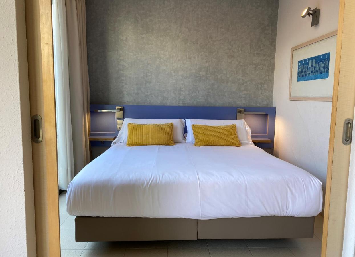 Atenea Park Suites & Apartments Vilanova i la Geltru Exterior photo