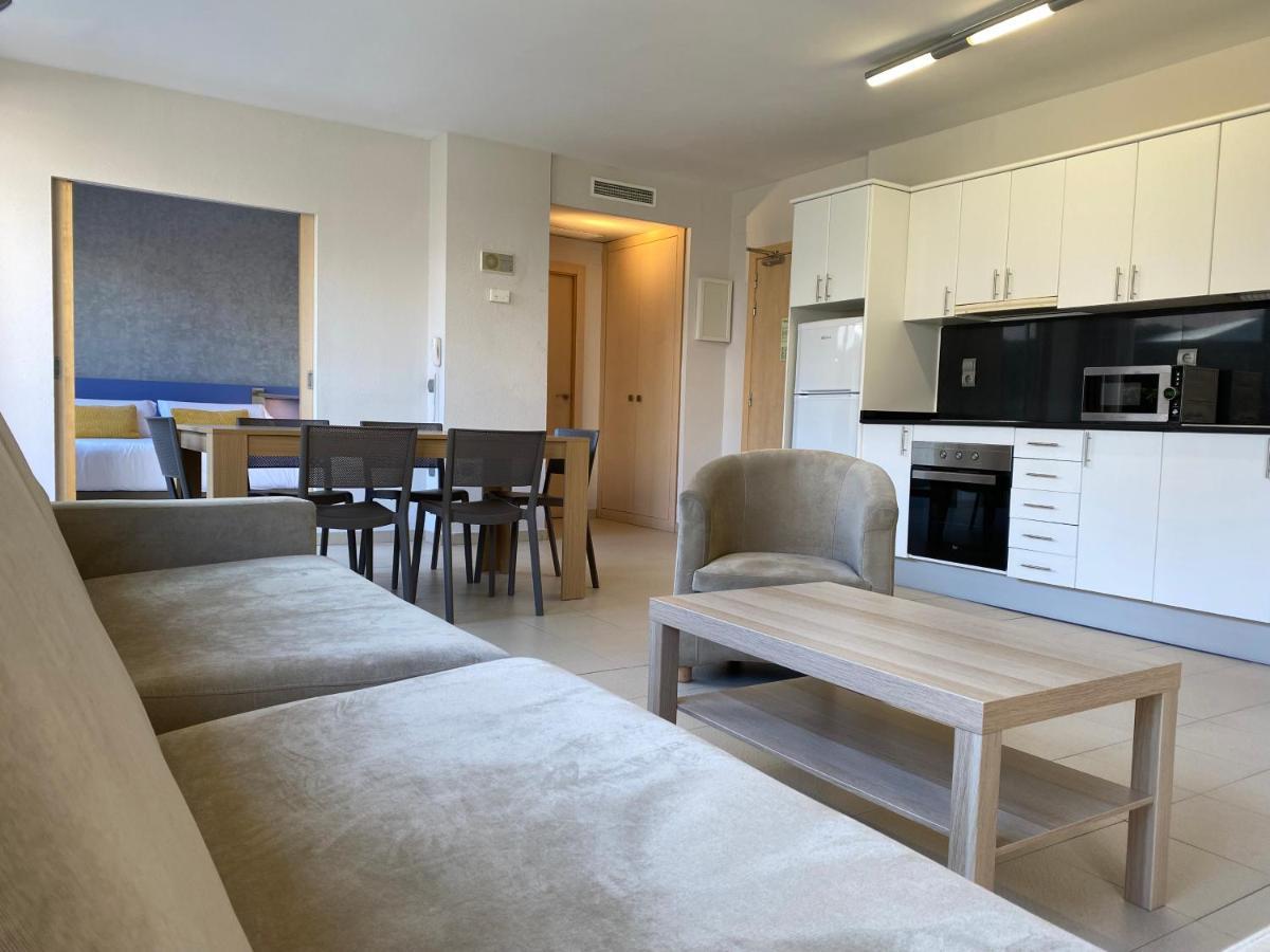 Atenea Park Suites & Apartments Vilanova i la Geltru Exterior photo