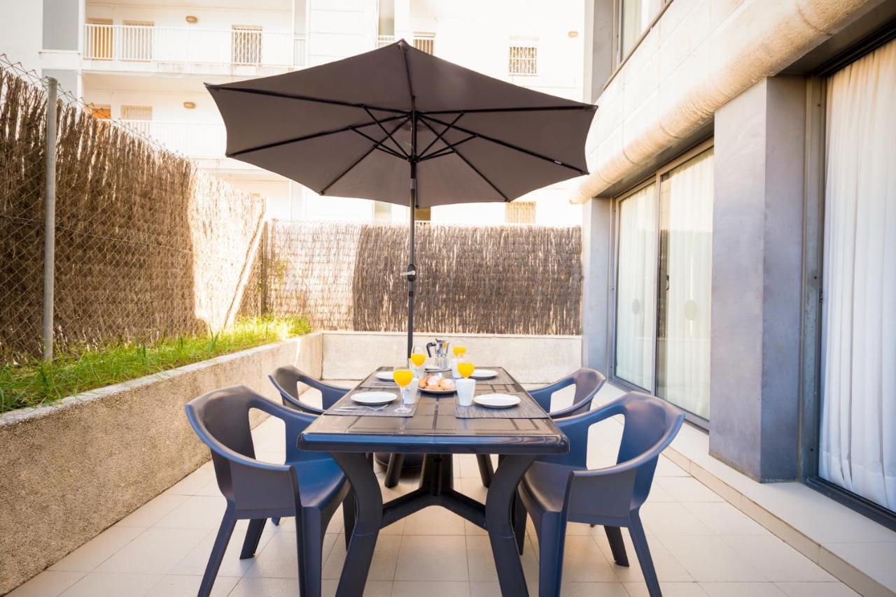 Atenea Park Suites & Apartments Vilanova i la Geltru Exterior photo
