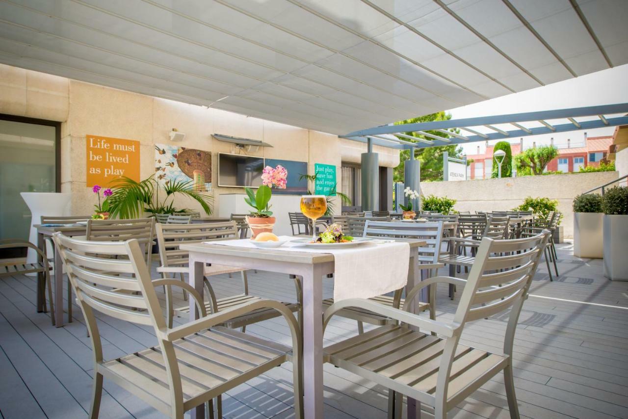 Atenea Park Suites & Apartments Vilanova i la Geltru Exterior photo