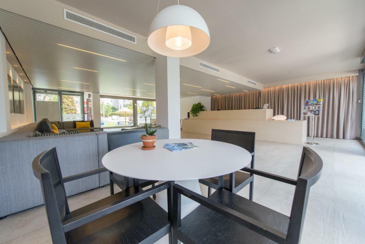 Atenea Park Suites & Apartments Vilanova i la Geltru Exterior photo