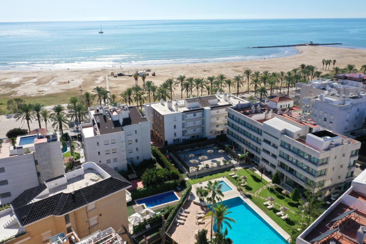 Atenea Park Suites & Apartments Vilanova i la Geltru Exterior photo